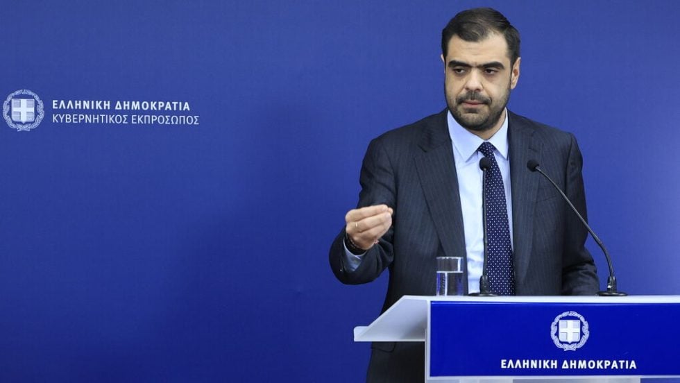 Στρίβειν διά... της εθνικής ασφάλειας